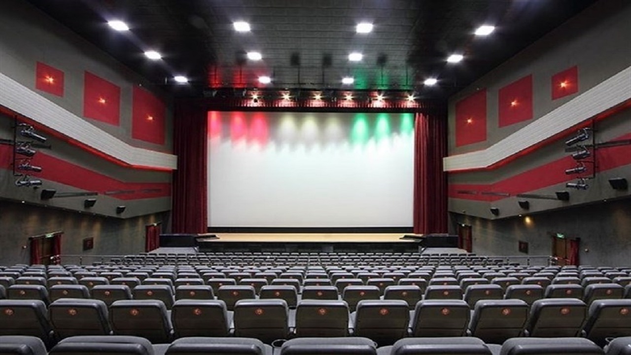 سینماها مانند همه اماکن عمومی همچنان تعطیل است