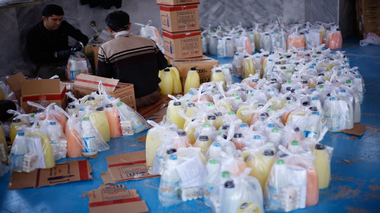 تهیه و توزیع ۱۸۰ بسته مواد غذایی بین نیازمندان تربت جام