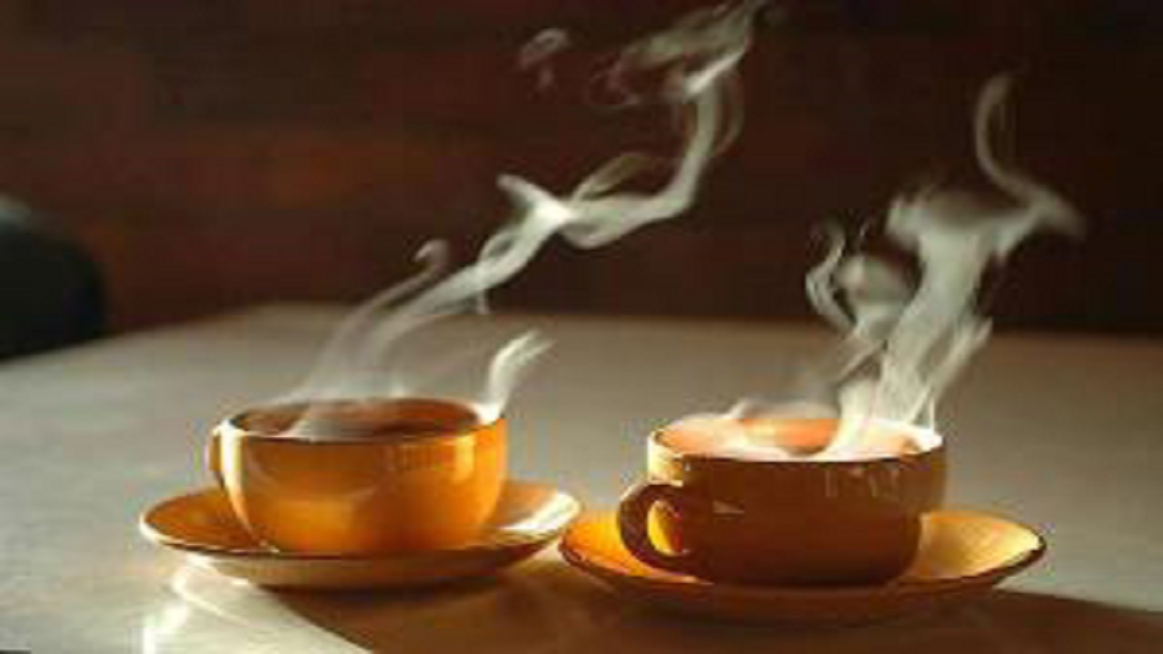 آیا نوشیدن چای کم رنگ و قهوه از بدن در مقابل ویروس کرونا محافظت می‌کند؟