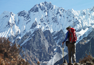 نجات دو کوهنورد در ارتفاعات سفید کوه خرم آباد