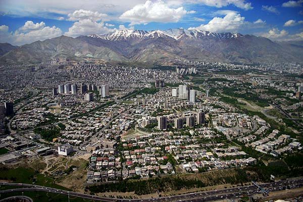 هوای تهران در ۳۱ فروردین قابل قبول است