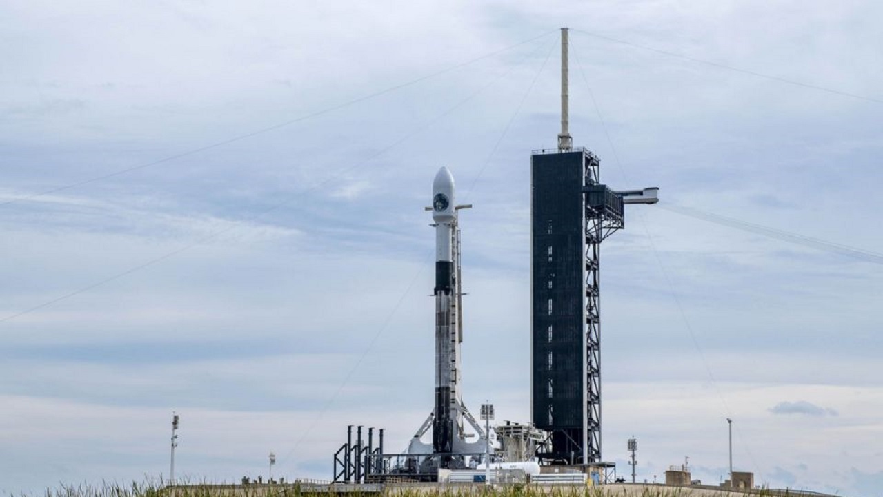 شرکت SpaceX ماهواره جاسوسی 9 Falcon را به فضا فرستاد