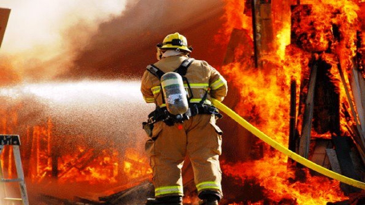 انجام ۶ عملیات امداد و نجات و مهار آتش در اهواز طی شبانه روز گذشته