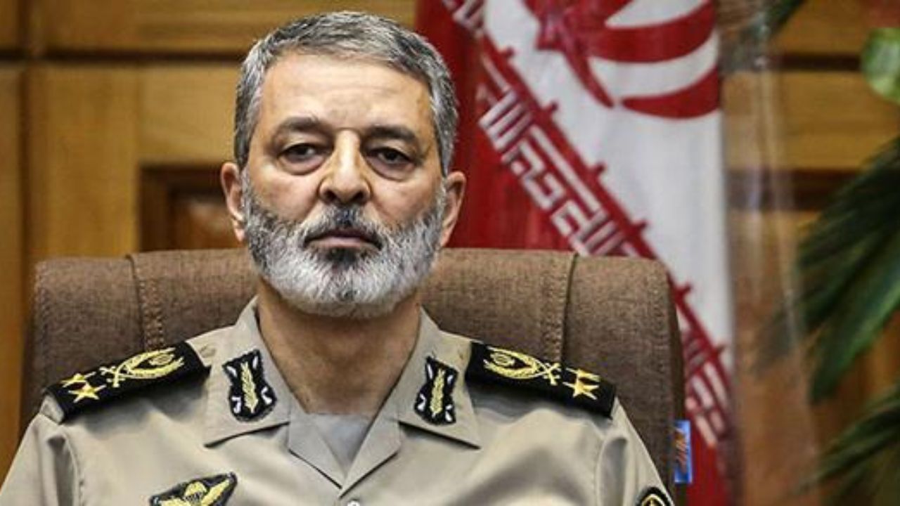 سرلشکر موسوی: ارتش برای دشمن شمشیر برنده است / دانشگاه‌های افسری ارتش باید فرمانده جهادی تربیت کنند