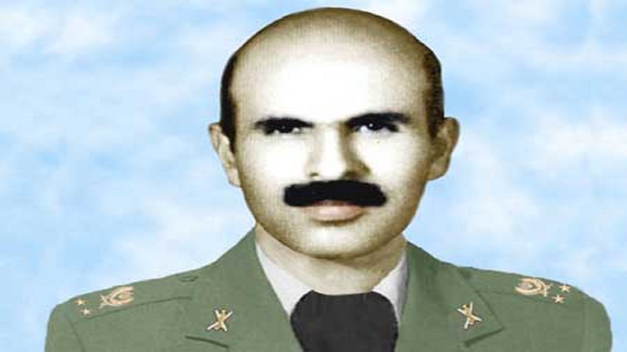 فرمانده ارتشی که زیر شکنجه ضد انقلاب شهید شد، اما به کشور وفادار ماند
