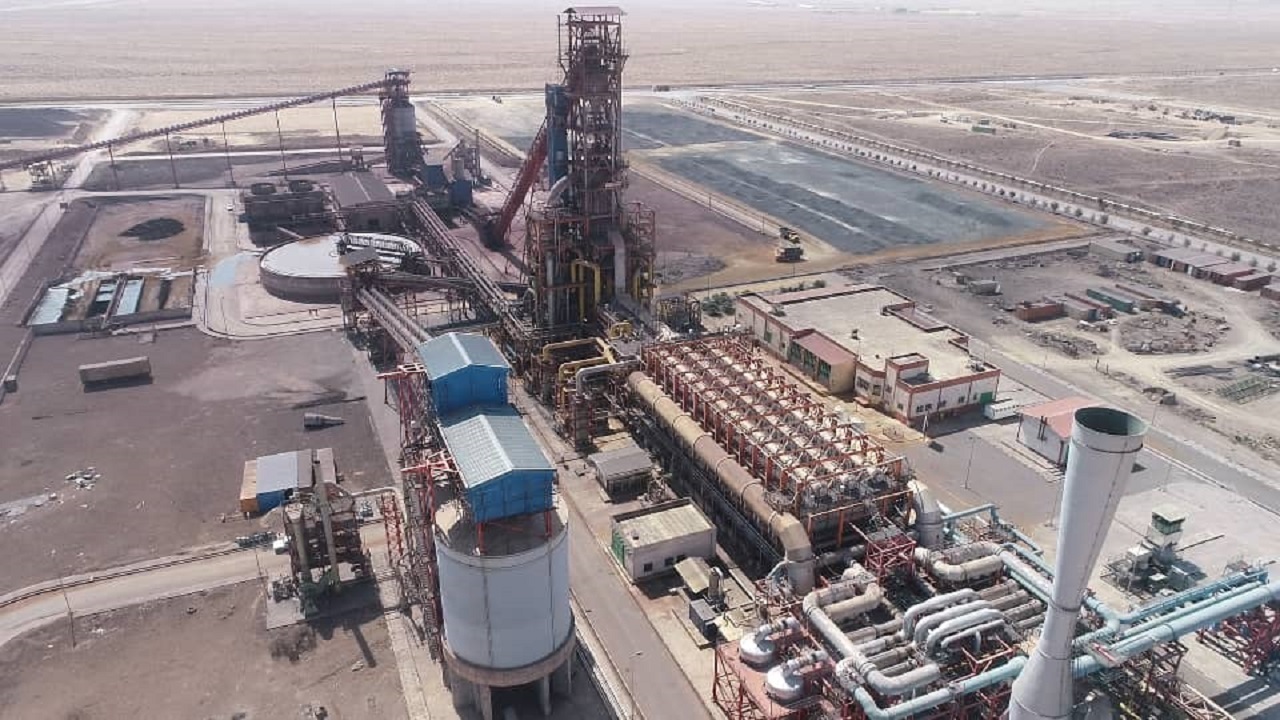 تولید ۷۶ هزار و ۲۰۹ تن آهن اسفنجی در شرکت فولاد سفیددشت