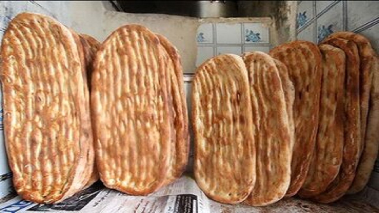 سامان دهی وبازنگری توزیع آرد به نانوایی های شاهرود