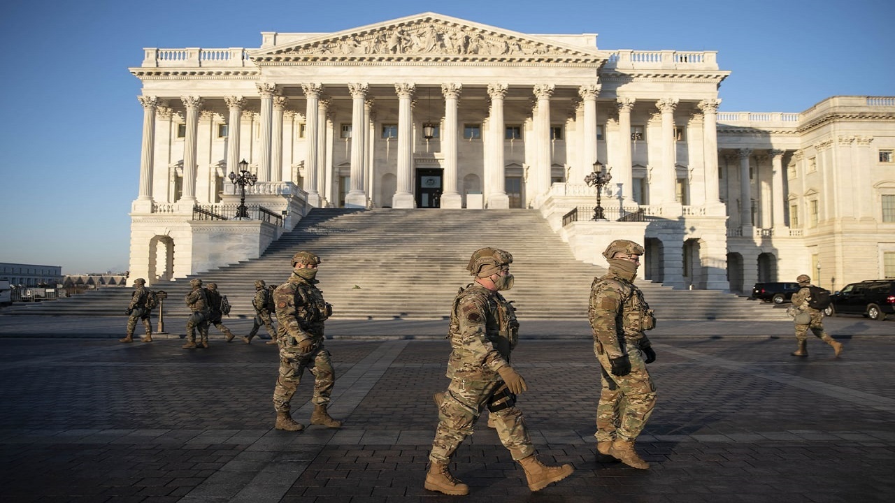 افزایش تدابیر امنیتی بیرون از کاخ کنگره آمریکا