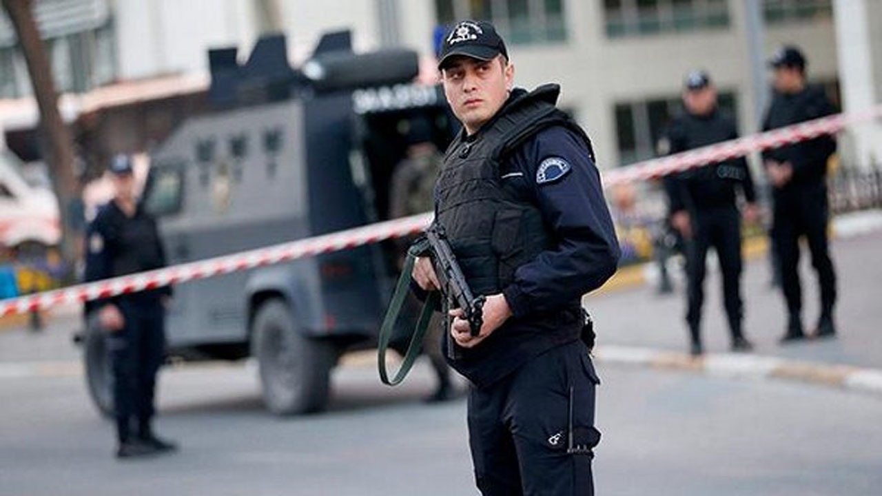 حکم بازداشت ۵۱ مظنون به تروریسم در ترکیه صادر شد