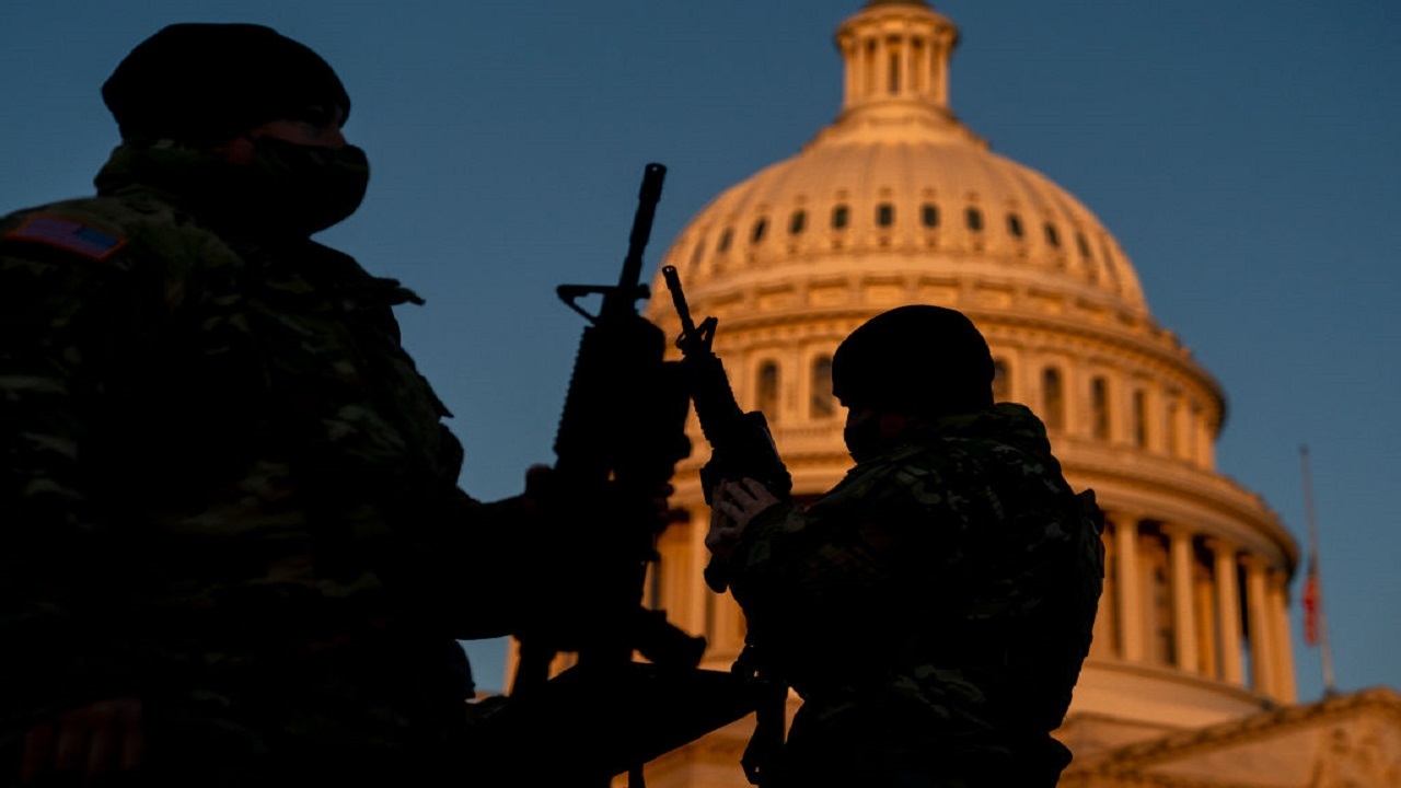 گارد ملی آمریکا مجوز استفاده از تسلیحات مرگبار را صادر کرد