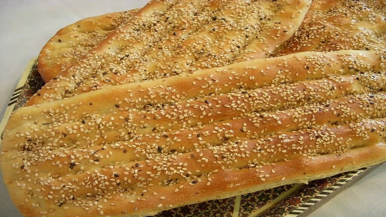 طرز پخت نان بربری؛ خوشمزه و ترد