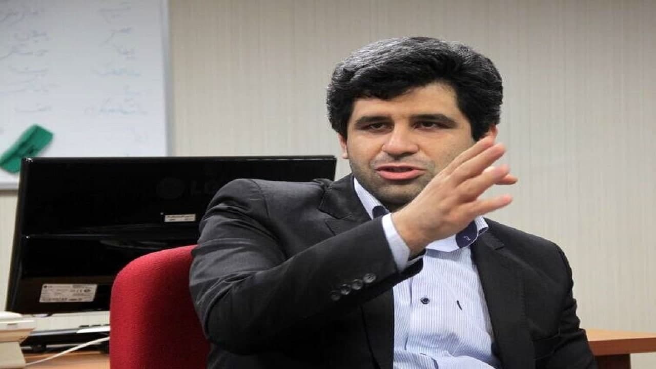 آغاز عرضه زنجیره فولاد در بورس کالا