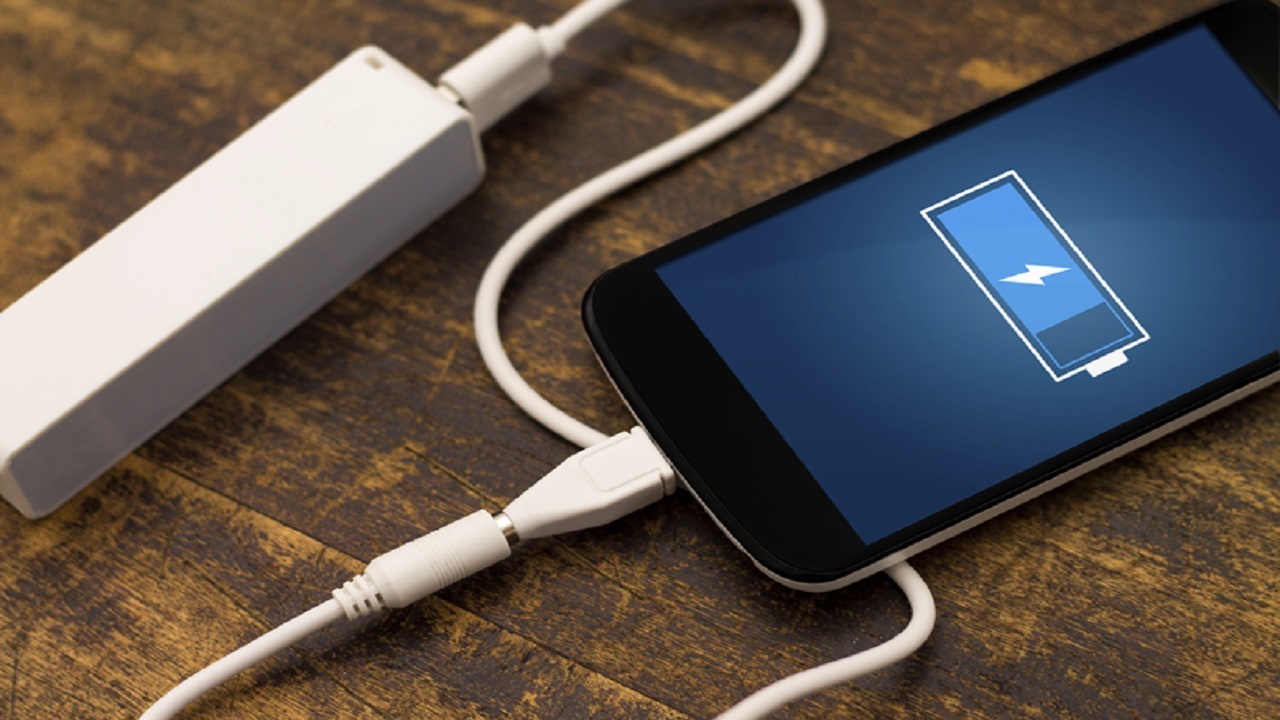 یک ترفند آسان برای شارژ کردن سریع باتری موبایل