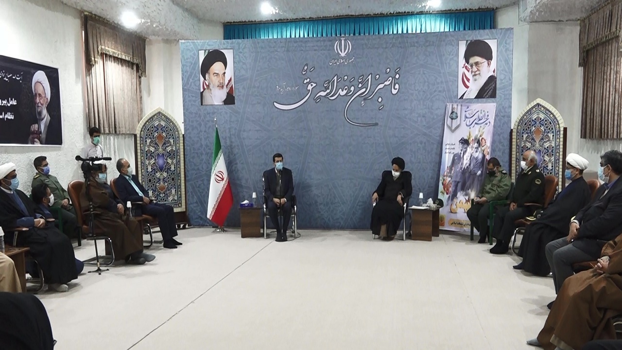 انقلاب اسلامی، ایستاده در برابر ظالم‌ترین نظام‌ها