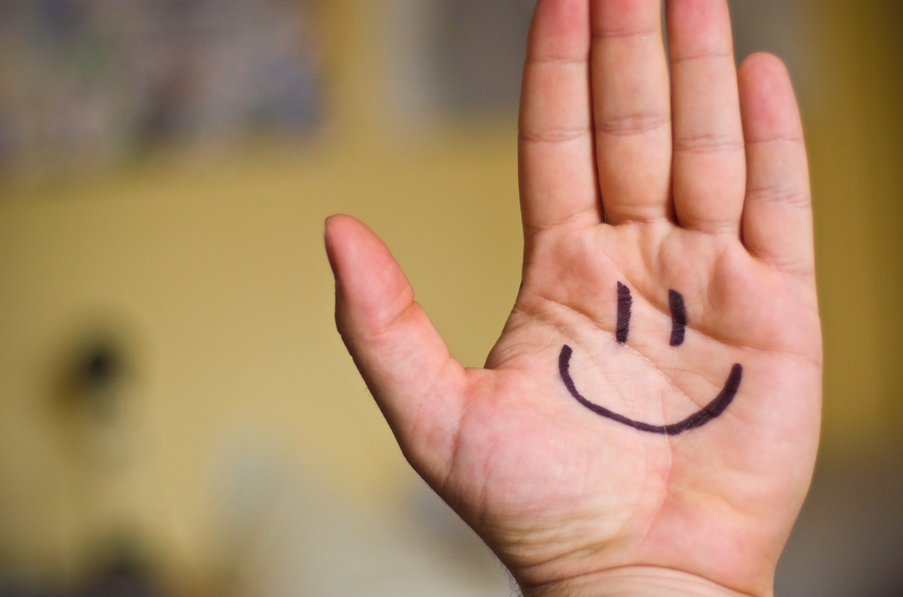 ۱۰ دلیل برای لبخند زدن/ هر روز لبخند بزنید تا زندگی شادتری داشته باشید