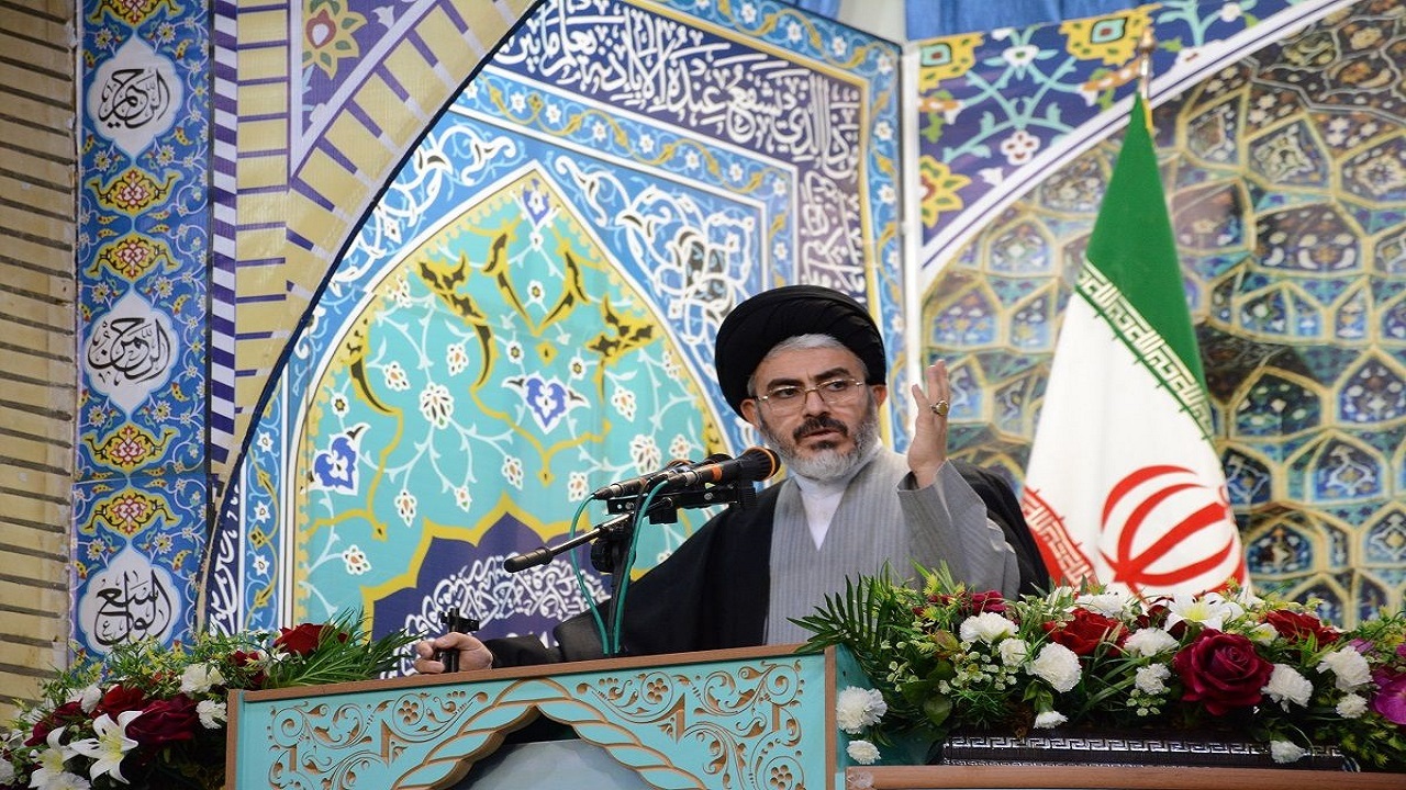انقلاب اسلامی ایران به ملت‌های مسلمان جهان هویت بخشید