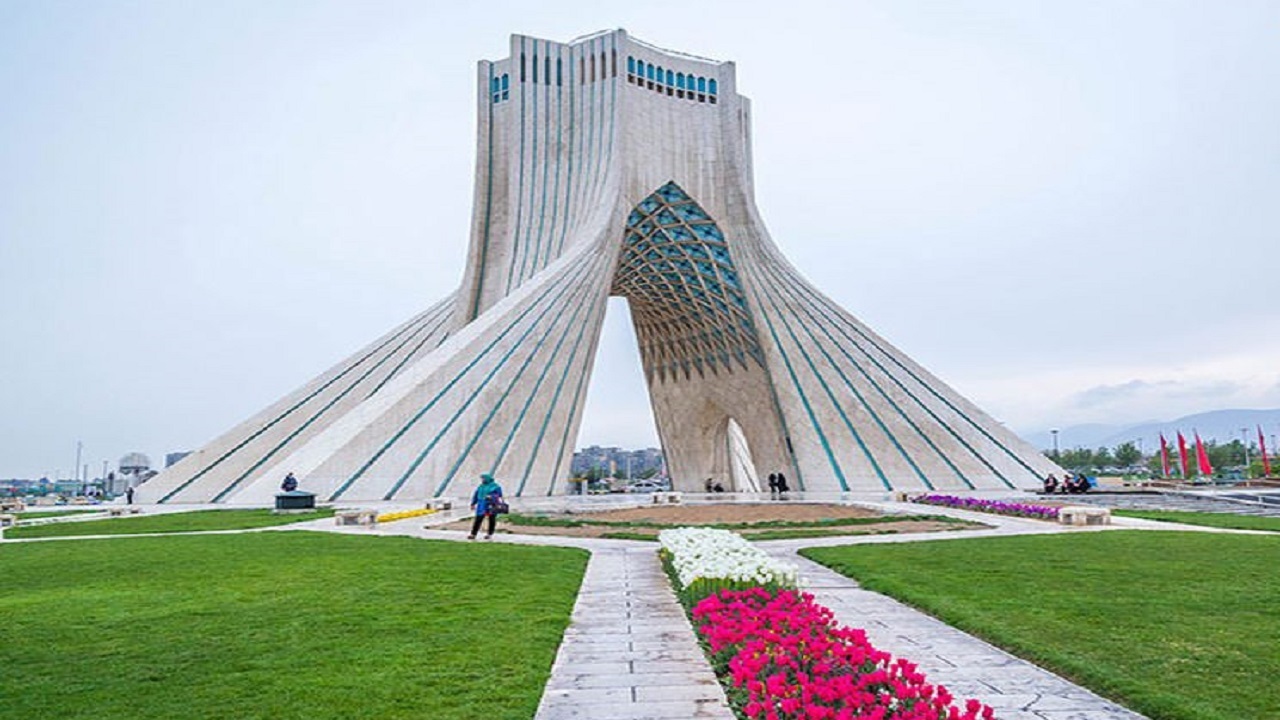 سند بخشی از میدان آزادی به نام شهرداری تهران صادر شد