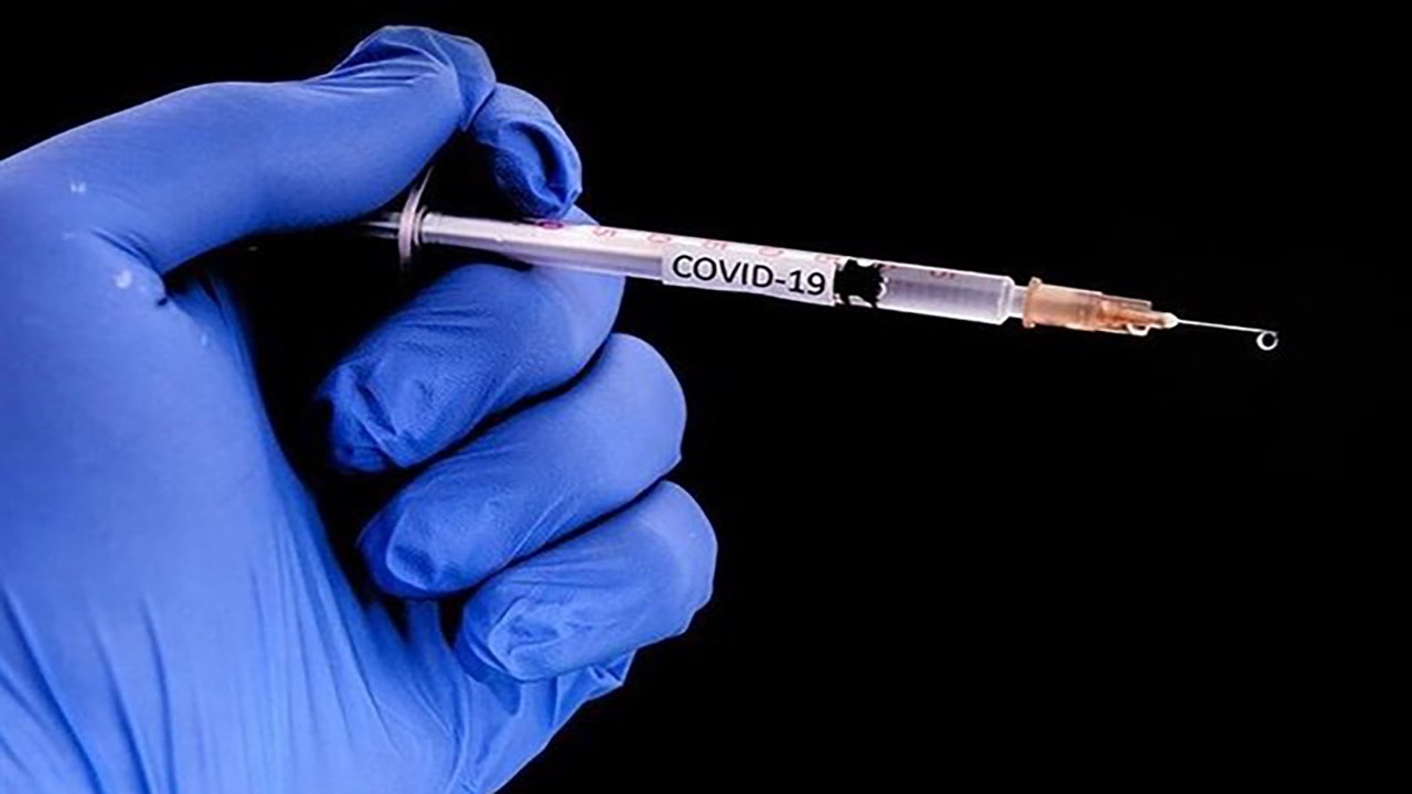 تزریق واکسن کرونا اجباری است یا اختیاری؟ + فیلم