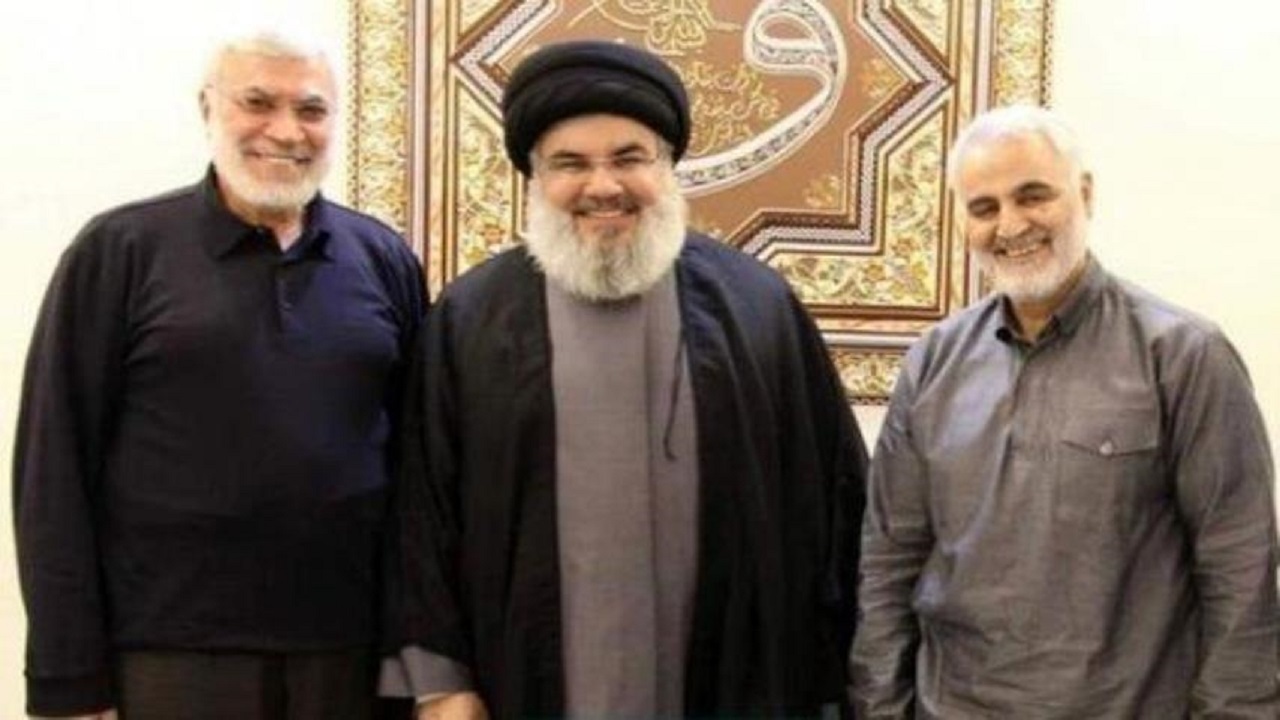 جمع سه نفره شهیدان جبهه مقاومت با دبیرکل حزب الله لبنان+عکس