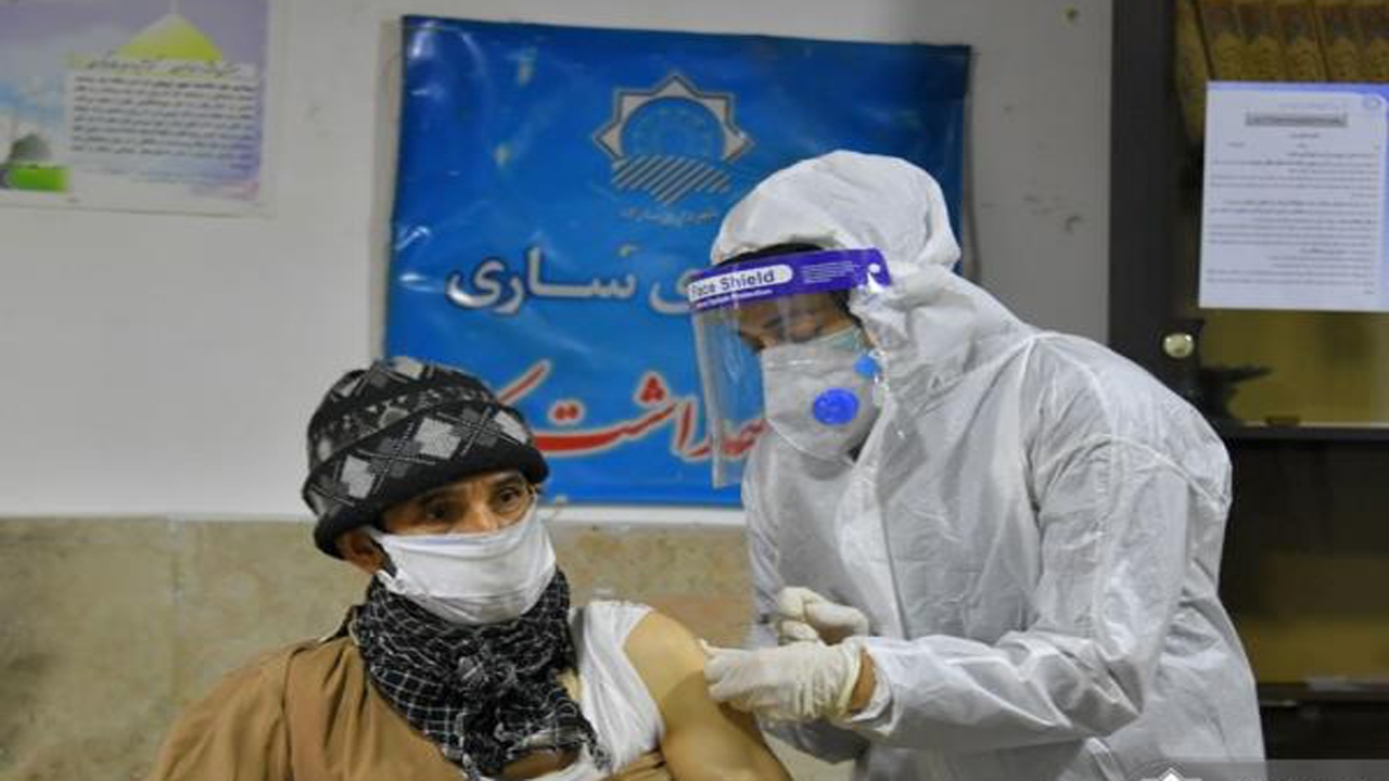 واکسیناسیون کارگران شهرداری علیه آنفلوانزا