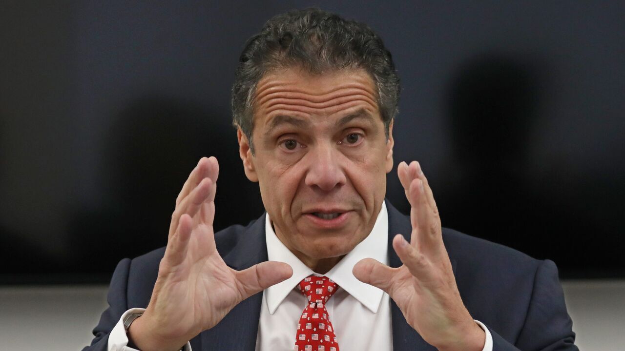 فرماندار نیویورک باز هم به فساد اخلاقی متهم شد