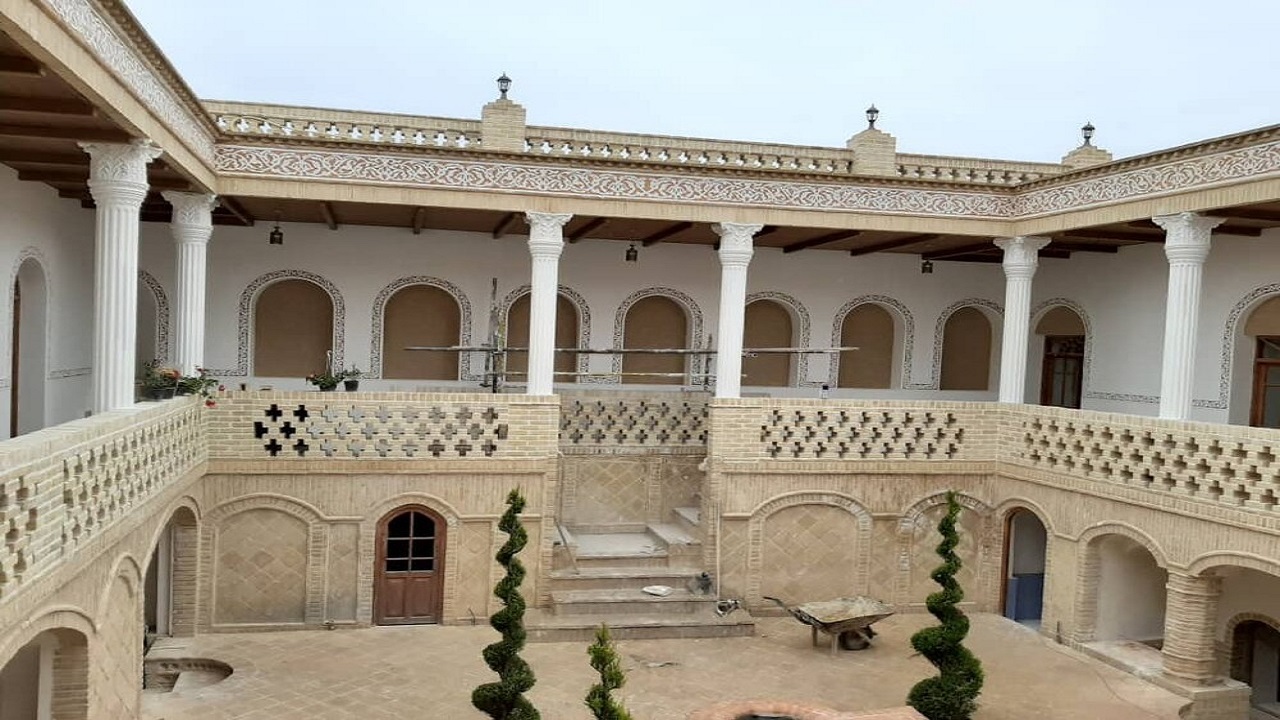 مرمت خانه حاجیان؛ مکتب خانه ۱۵۰ ساله سمنان