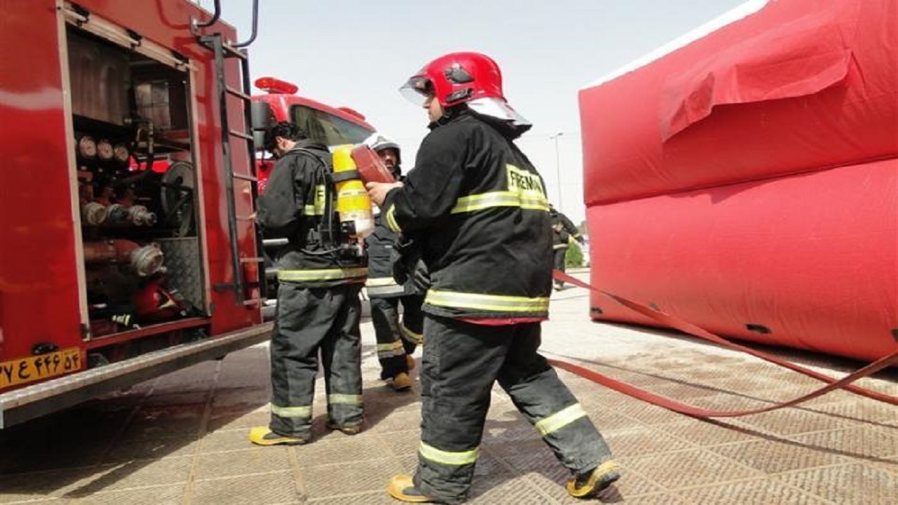 انجام ۶ عملیات مهار آتش سوزی و امداد و نجات در اهواز