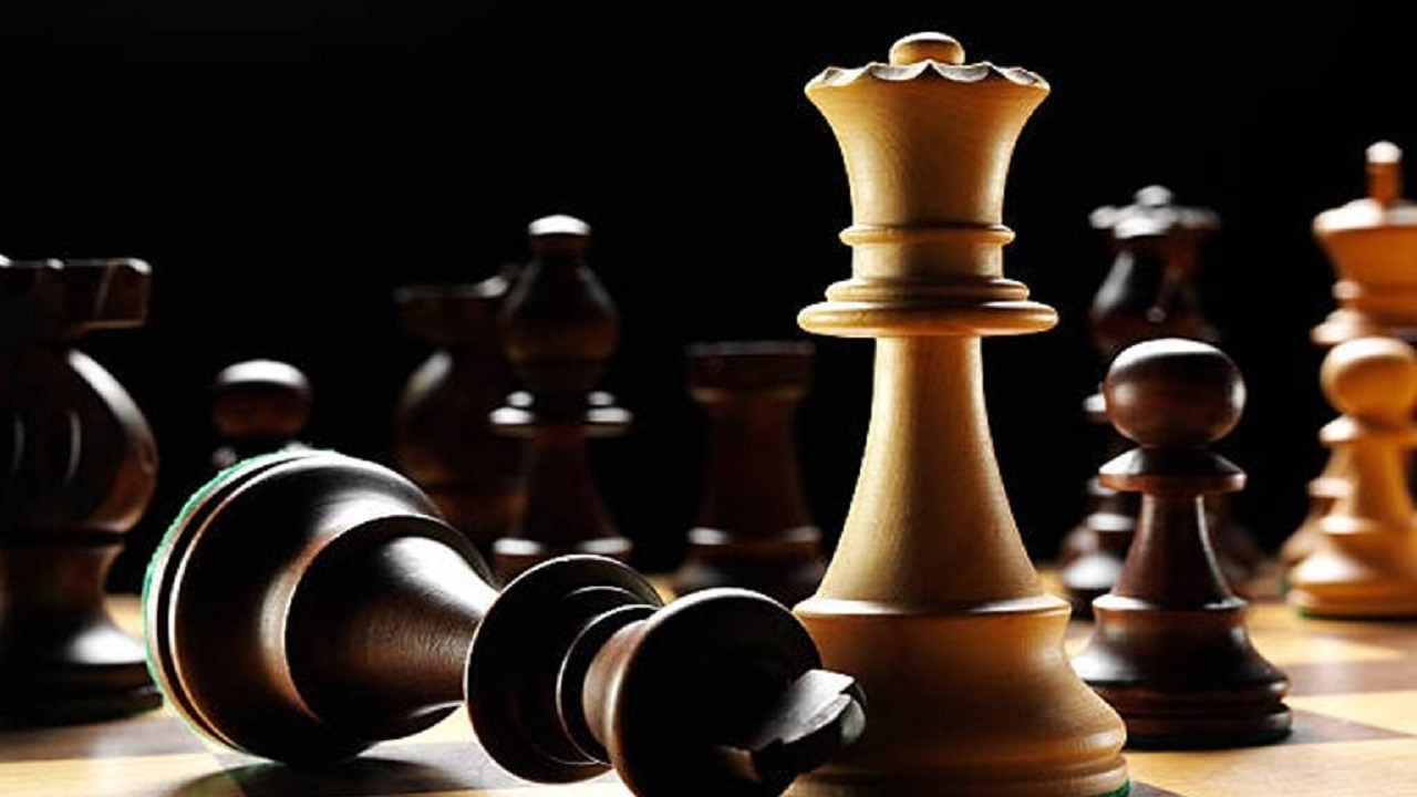 خادم‌ الشریعه در بین ۱۵ شطرنج‌باز برتر جهان