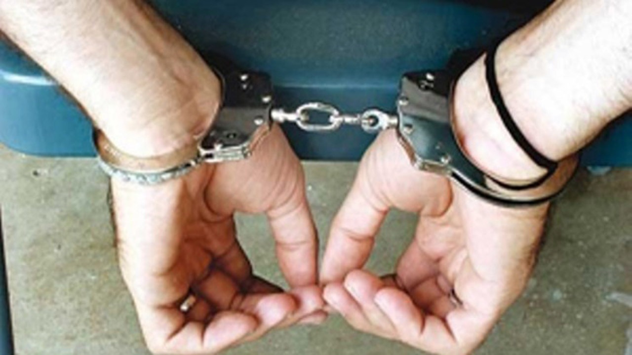 دستبند بر دستان خرده فروشان مواد مخدر
