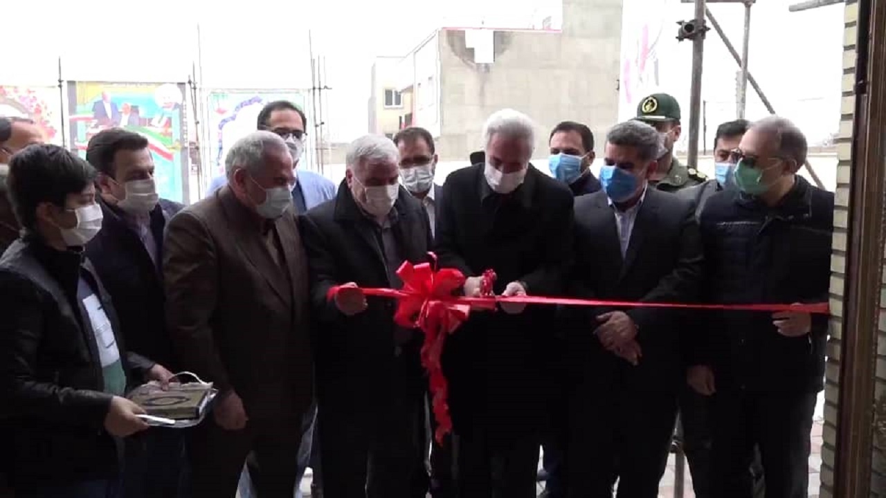 افتتاح ۵ طرح آموزشی و عمرانی در شهرستان شبستر/استاندارآذربایجان شرقی قیچی به دست شد؛