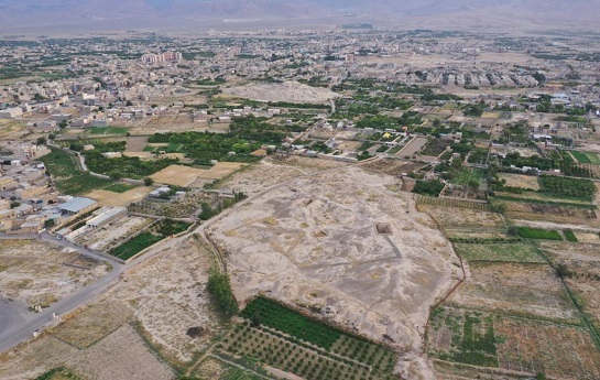 زمین‌خواری زیگورات سیَلْک کاشان را تهدید می‌کند/ ویلاسازی در حریم نخستین تمدن شهرنشینی فلات ایران