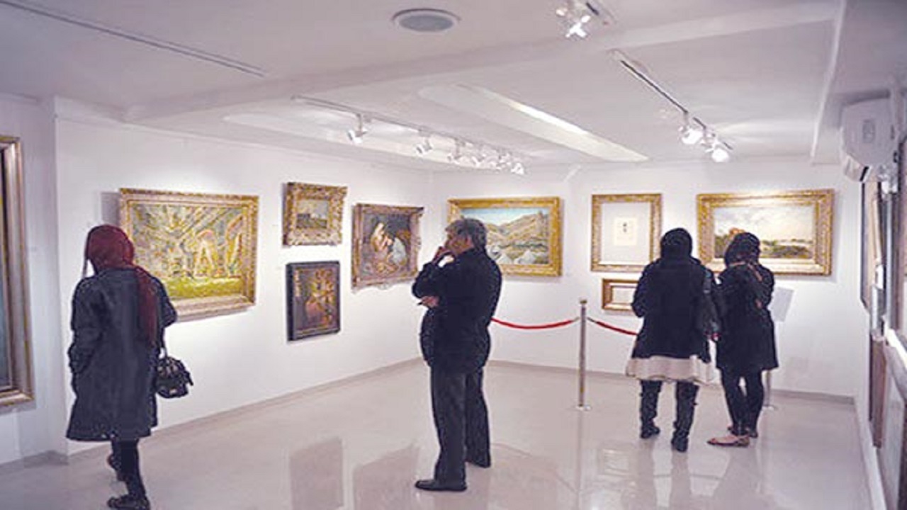 تمام ناتمام‌های یک نقاش در گالری احسان/ نمایشگاهی که از دلیری‌های یک زن الهام گرفته است