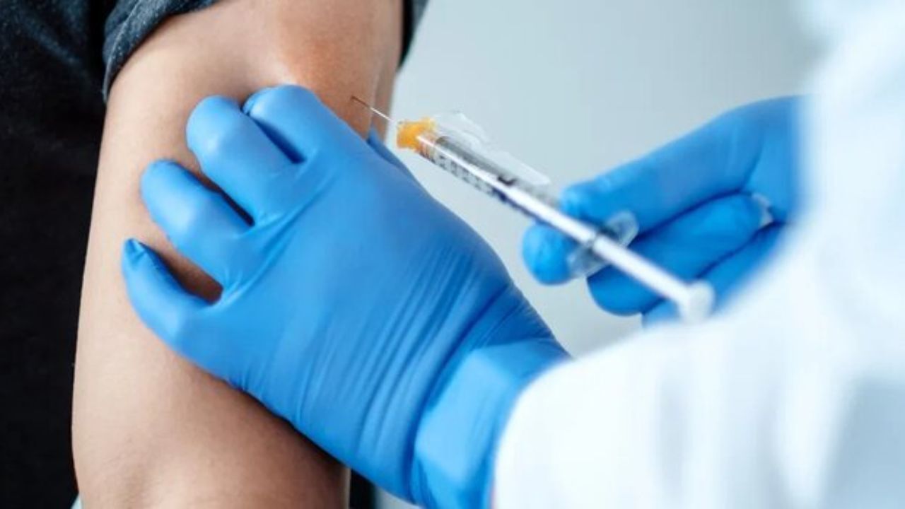 مرحله دوم واکسیناسیون کرونا در استان یزد آغاز شد