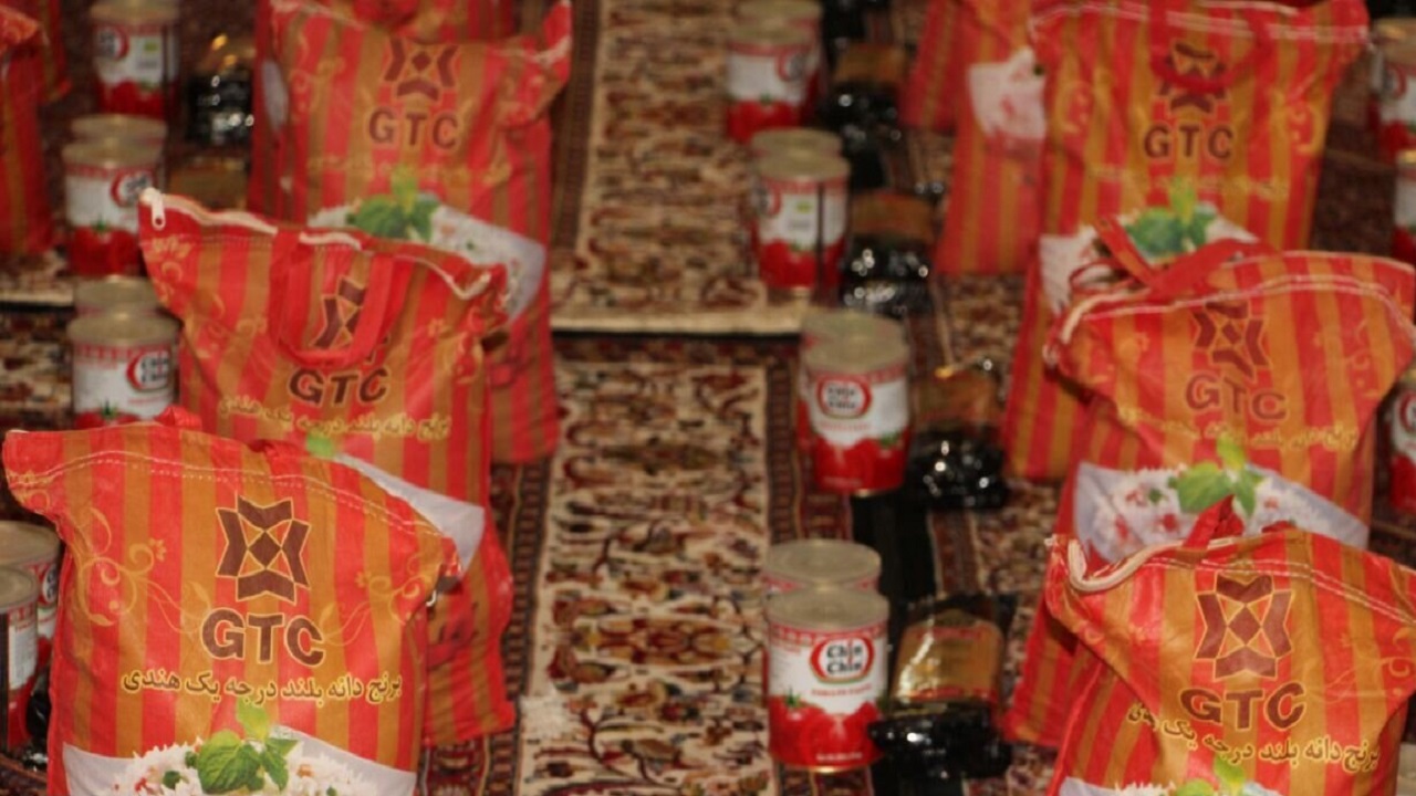 شرکت  نفت‌وگاز اروندان ۲۰۰ بسته معیشتی به نیازمندان اهدا کرد