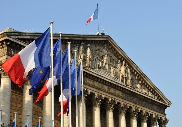 فرانسه اجرای اصلاحات اقتصادی برای لبنان را ضروری دانست