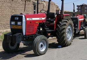 تداوم پلاک گذاری تراکتور و وسایل نقلیه کشاورزی درشهرستان چاراویماق