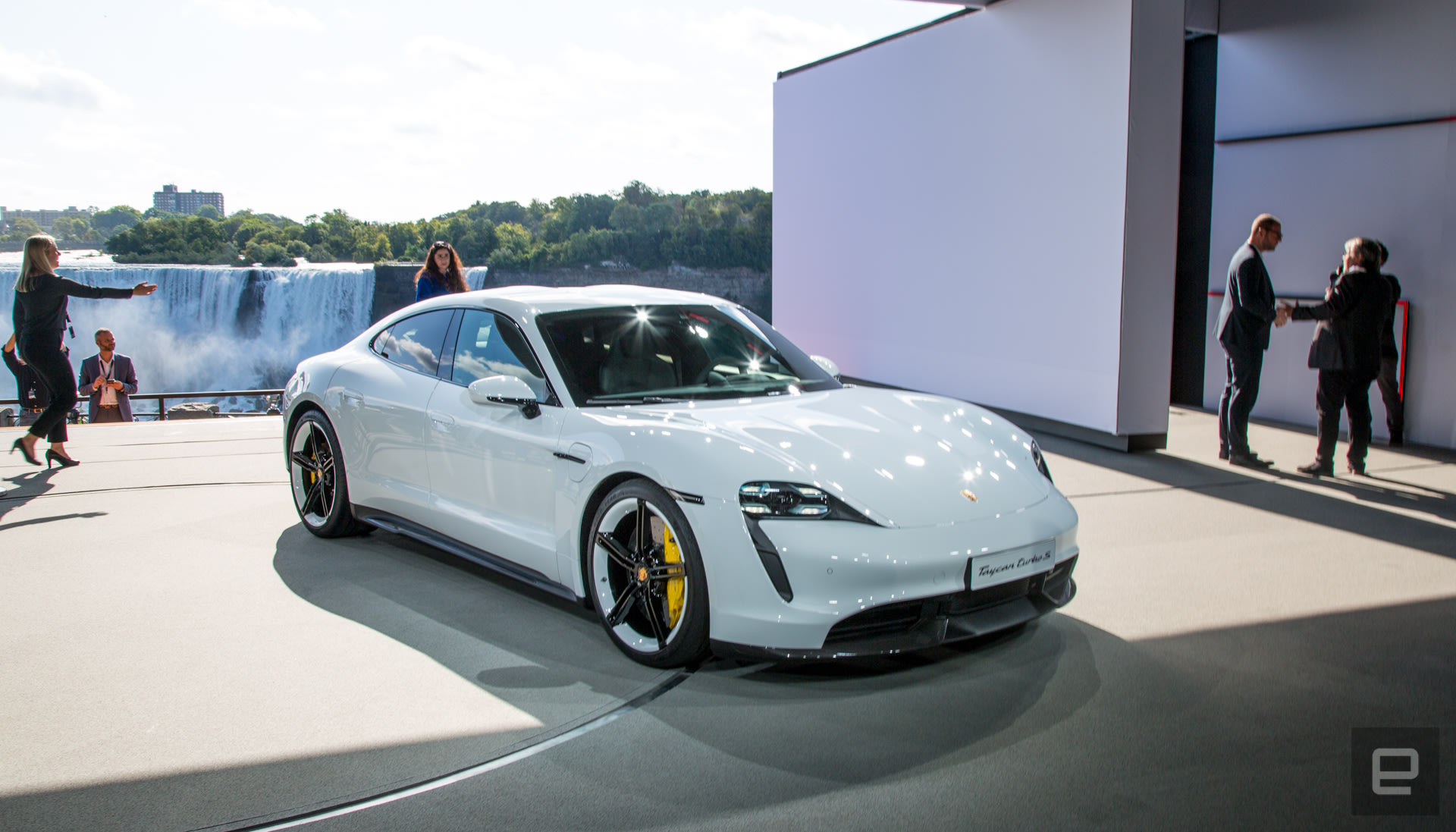 اتومبیل Porsche Taycan در چهار مدل عرضه خواهد شد