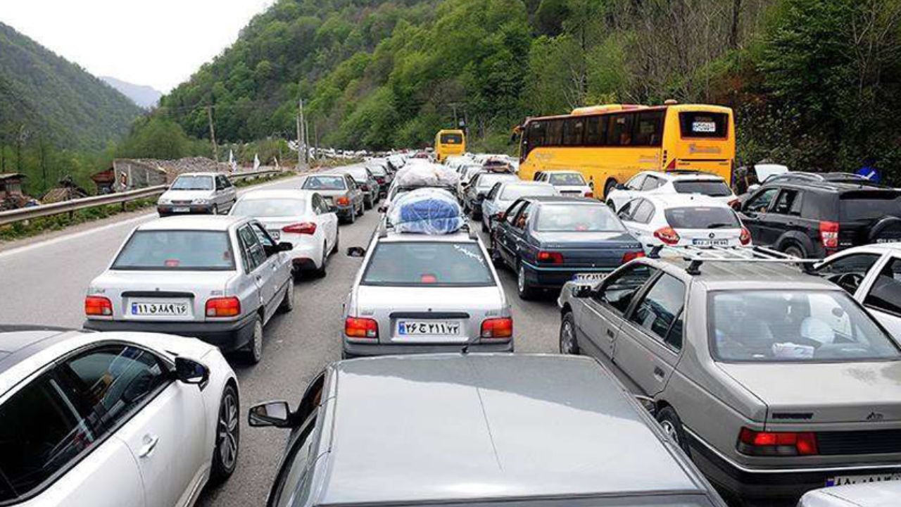 افزایش ۸۱ درصدی خودرو‌های ورودی به مازندران/جاده‌های استان لغزنده است