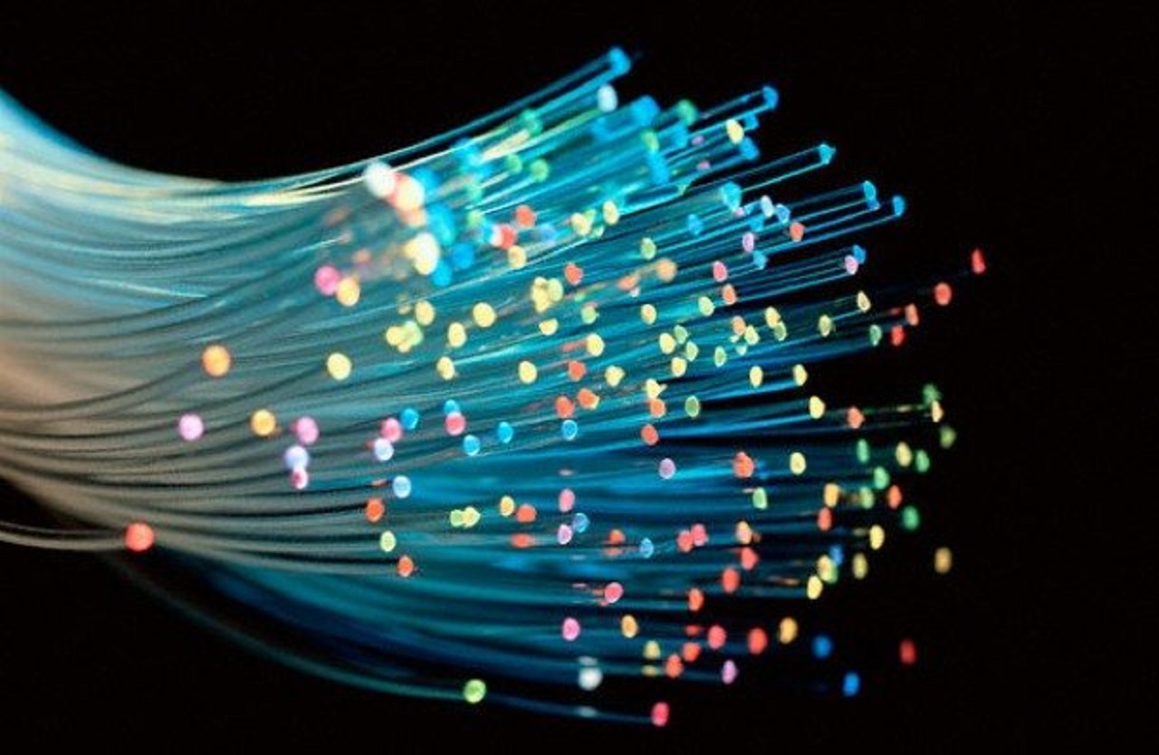 ۹۰ هزار مشترک اینترنت ثابت از فیبر نوری استفاده می‌کنند/ افزایش دوبرابری استفاده از اینترنت ثابت در روز‌های قرنطینه