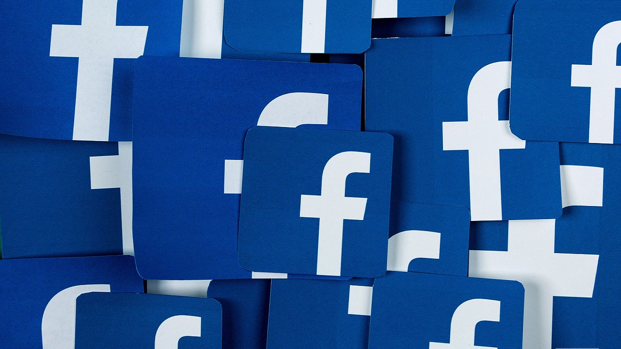فیسبوک قسمتی از مدیریت گروه‌هایش را به دست رنگین‌پوست‌ها خواهد سپرد