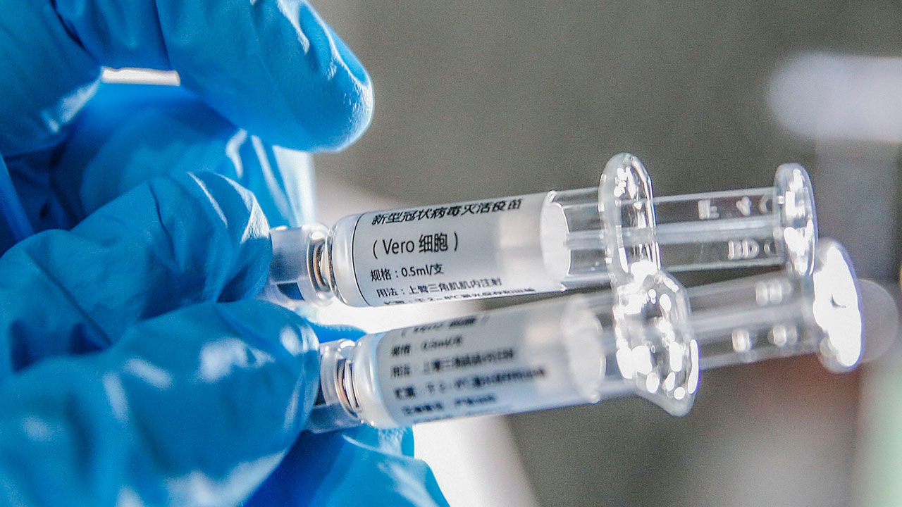 سناتور آمریکایی مدعی شد چین بر سر راه تولید واکسن کرونا سنگ‌اندازی می‌کند