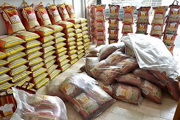 توزیع ۱۲۰ تن برنج تنظیم بازار بین مددجویان دستگاه‌های حمایتی