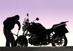 باند سارقان مسلح موتورسیکلت در امیدیه متلاشی شد