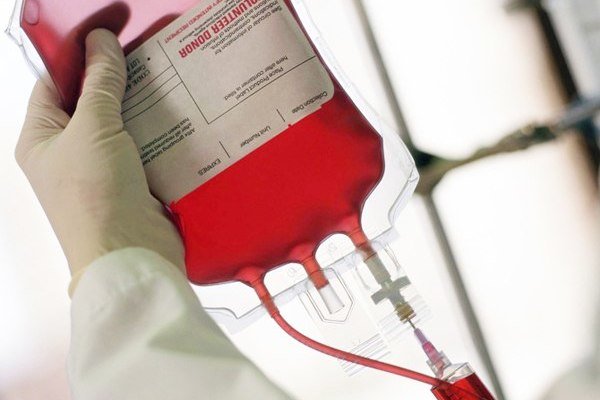 فقط برای نصف عمل‌های غیراورژانسی خون تأمین می‌شود/ نیاز بیشتر به گروه‌های خونی منفی