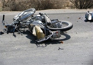واژگونی موتورسیکلت در دورود دو کشته بر جای گذاشت