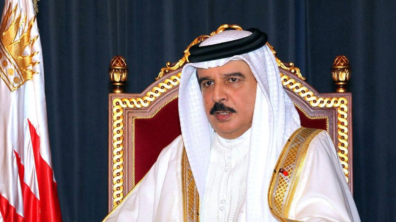 پادشاه بحرین نشان شماره یک این کشور را به سفیر آمریکا اعطا کرد+ عکس