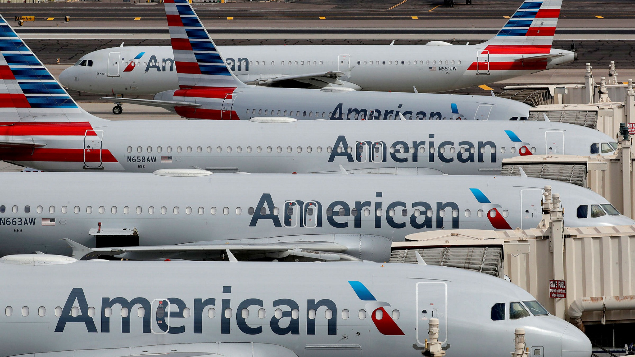۵ شرکت هواپیمایی آمریکایی به دلیل بحران مالی به خاطر کرونا، درخواست وام کردند