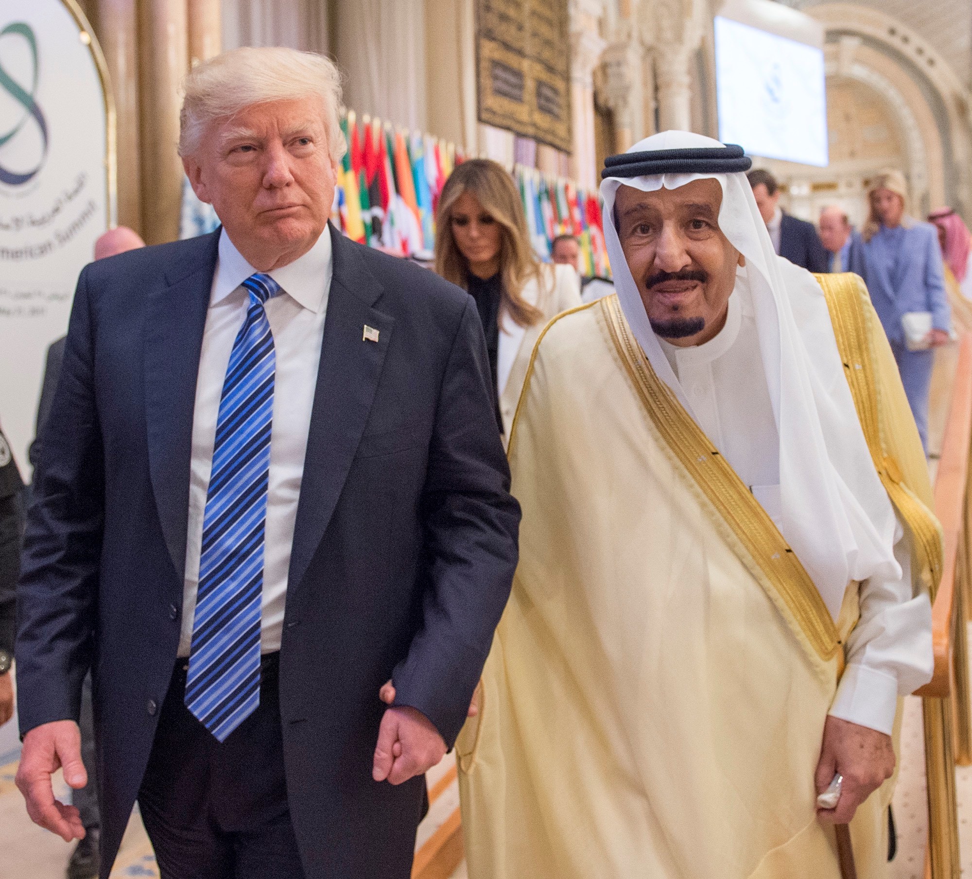 درخواست برای اطلاع از مفاد قرارداد‌های تسلیحاتی ترامپ با عربستان