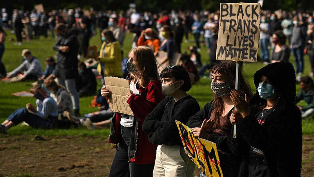 تصاویری از تجمع ضد نژادپرستی در هاید پارک لندن