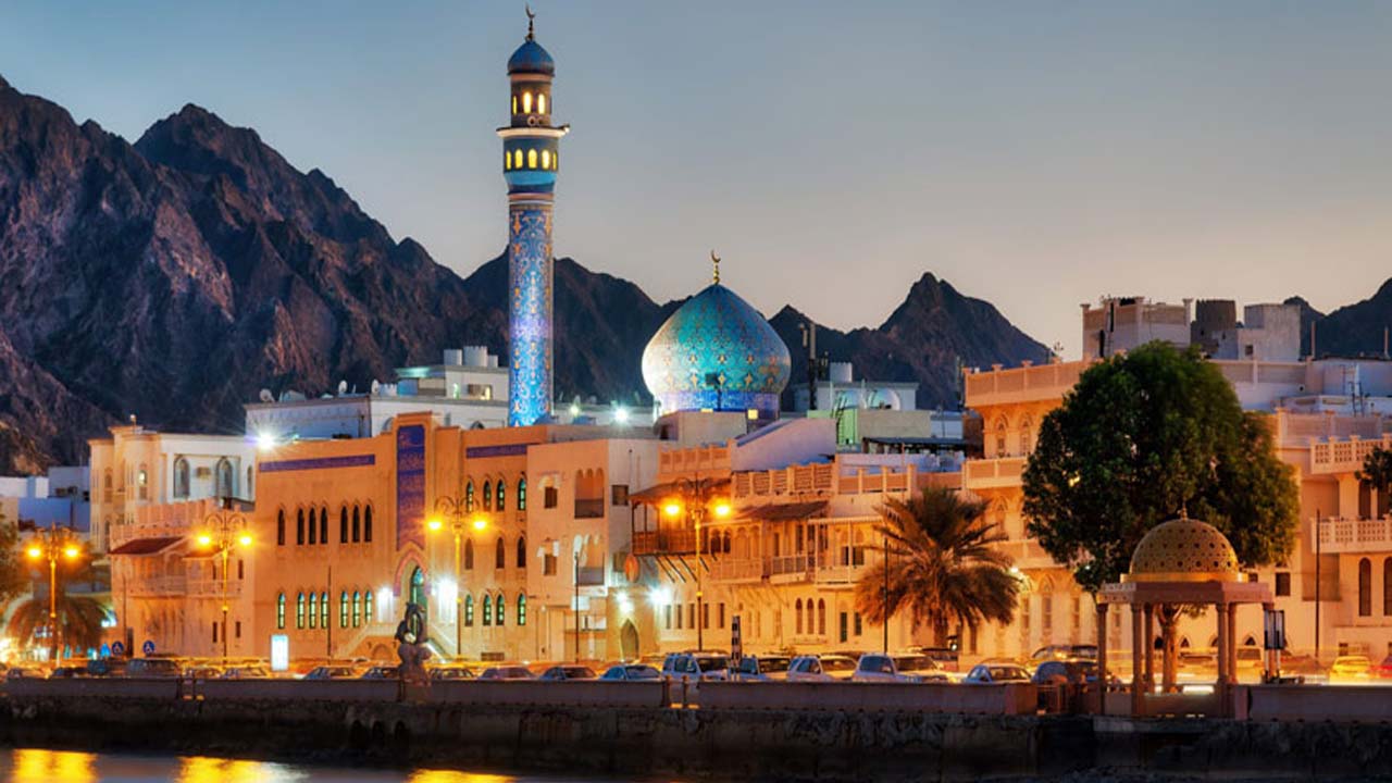 همه چیز درباره پایتخت گردشگری عرب / از نشان ملی خنجر تا جغرافیای عمان